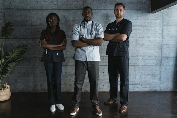 Integrating Mindfulness Practices in Patient Care: A Guide for UK Mental Health Nurses